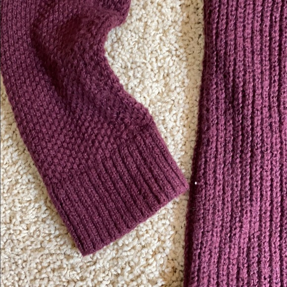 Maroon Sweater dress - Picture 3 of 3